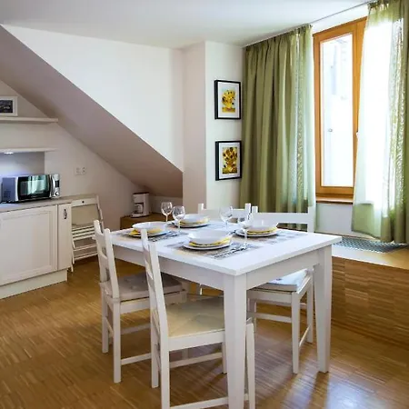 Modern Apartment Charvatova Praha Exteriér fotografie