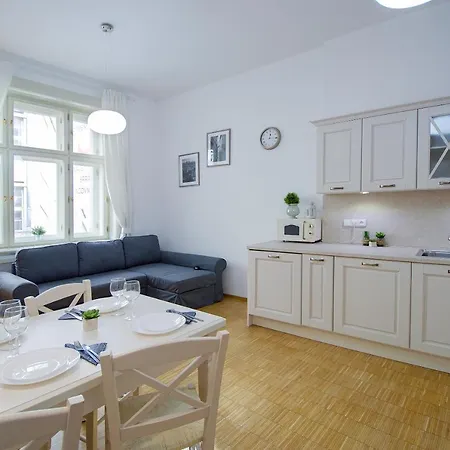Modern Apartment Charvatova Praha Exteriér fotografie