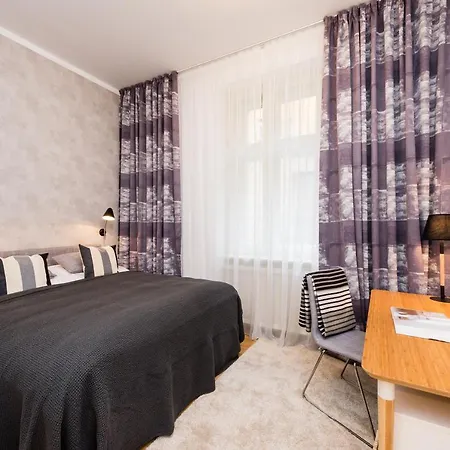 Modern Apartment Charvatova Praha Exteriér fotografie