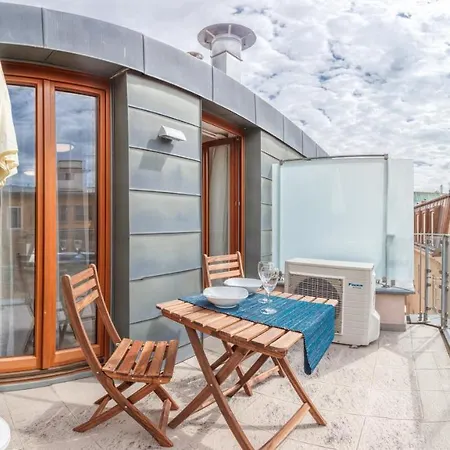 Modern Apartment Charvatova Praha Exteriér fotografie