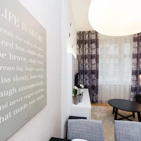 Modern Apartment Charvatova Praha Exteriér fotografie