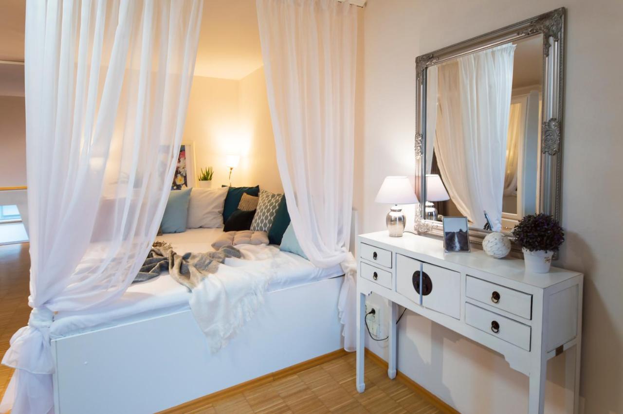 Apartmán Modern Charvatova Praha